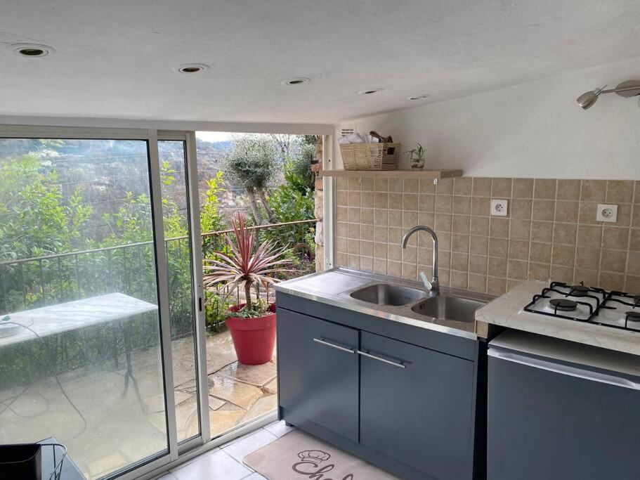 Charmante Maison Avec Piscine Gourdon  Buitenkant foto